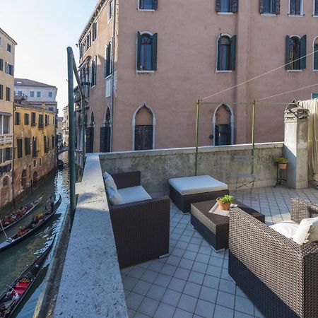 Tre Sestieri Terrace - Canal View 2024 Velence Kültér fotó